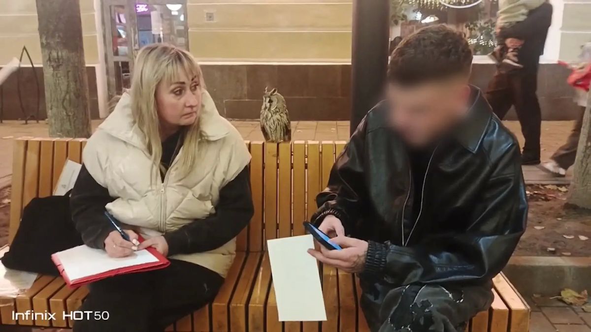 Смоленские зоозащитники рассказали о состоянии изъятой у зазывал совы Смоленские зоозащитники рассказали о состоянии изъятой у зазывал совы