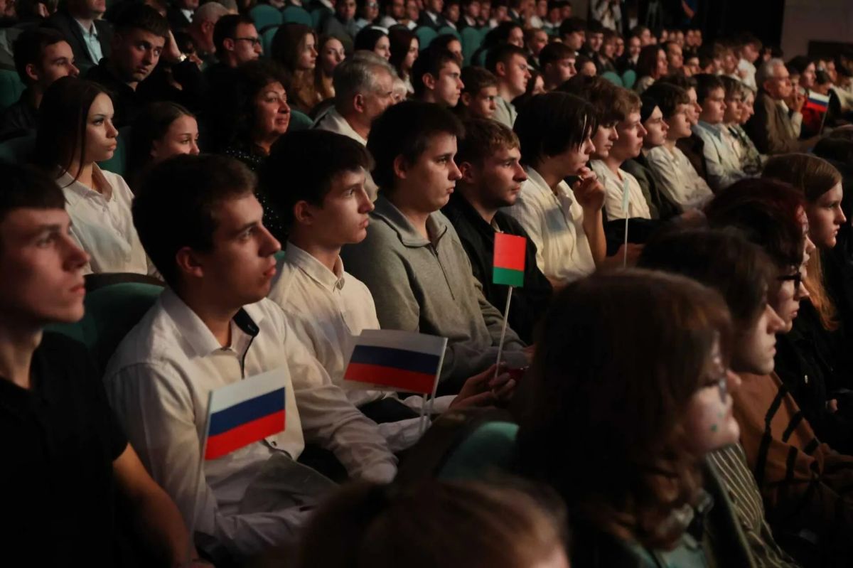 Артём Туров: В Могилеве проходит XIX фестиваль "Молодежь за Союзное государство" Артём Туров: В Могилеве проходит XIX фестиваль "Молодежь за Союзное государство"