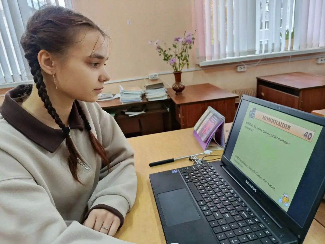 В Козловском многопрофильном аграрном колледжев рамках празднования Дня работника сельского хозяйства и перерабатывающей промышленности прошла интеллектуальная игра «Знатоки сельского хозяйства»! В Козловском многопрофильном аграрном колледжев рамках празднования Дня работника сельского хозяйства и перерабатывающей промышленности прошла интеллектуальная игра «Знатоки сельского хозяйства»!