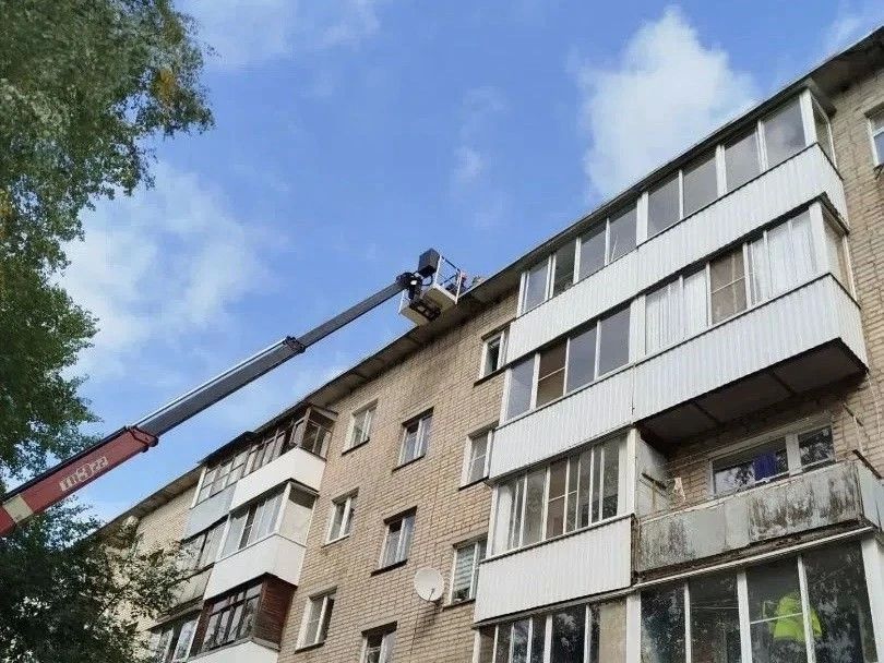 В 220 смоленских домах отремонтировали кровли