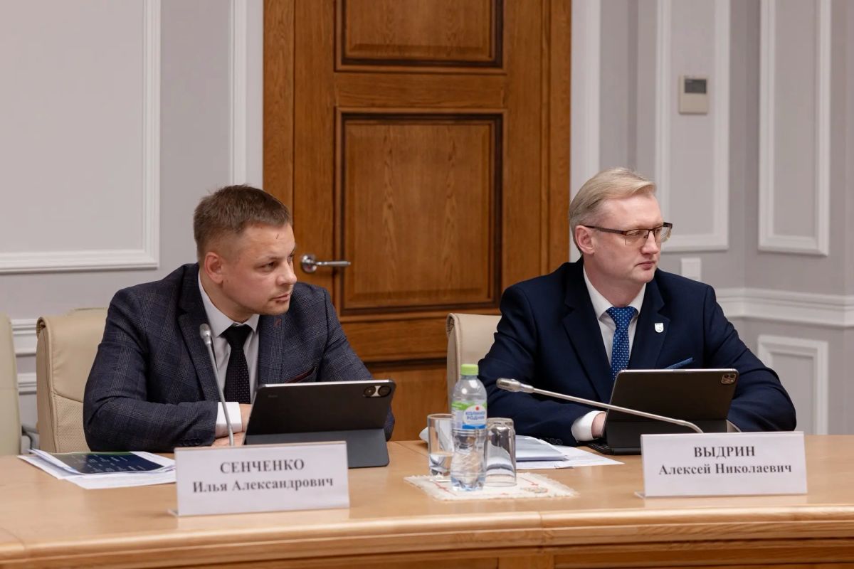Василий Анохин: Работаем над тем, чтобы дороги в наших муниципальных образованиях становились лучше Василий Анохин: Работаем над тем, чтобы дороги в наших муниципальных образованиях становились лучше