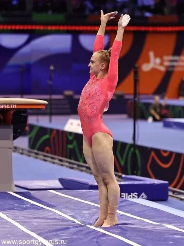 Смоленская спортсменка вошла в число сильнейших на чемпионате мира по спортивной гимнастике Смоленская спортсменка вошла в число сильнейших на чемпионате мира по спортивной гимнастике