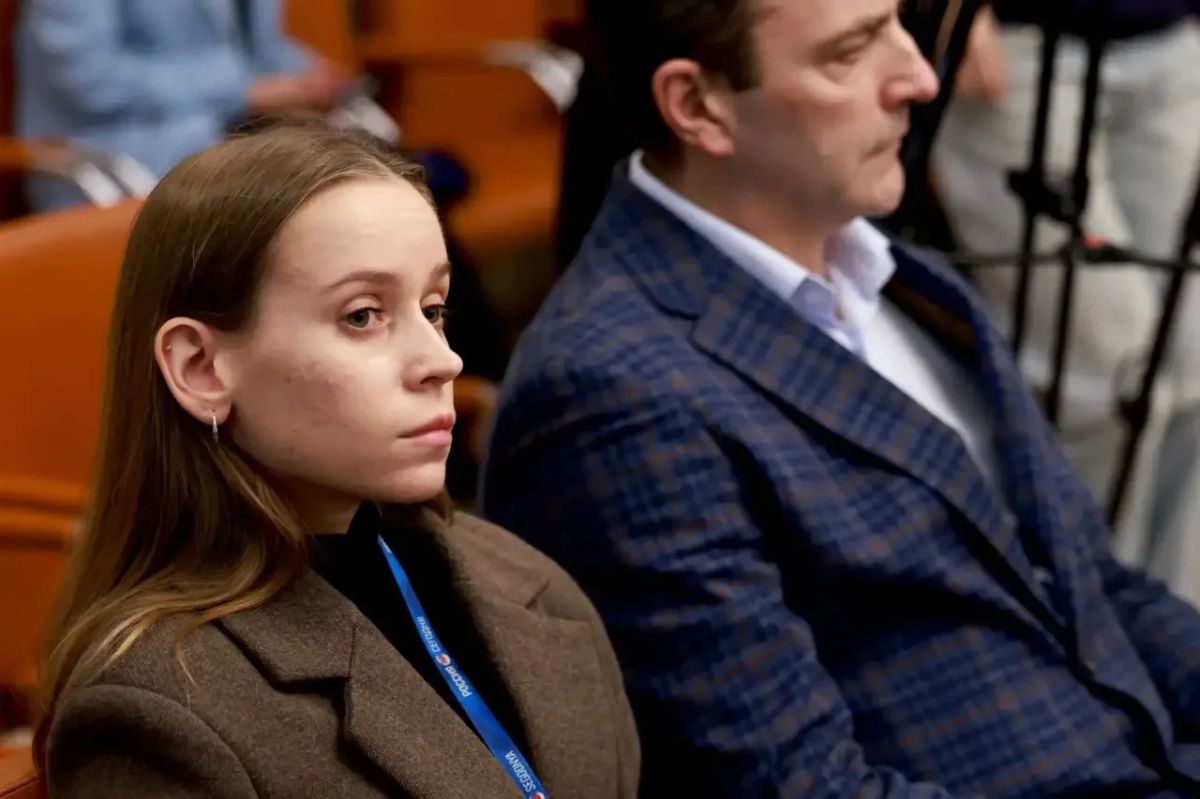 Десятки вопросов и полтора часа диалога — сегодня состоялась пресс-конференция Губернатора Смоленской области Василия Анохина Десятки вопросов и полтора часа диалога — сегодня состоялась пресс-конференция Губернатора Смоленской области Василия Анохина