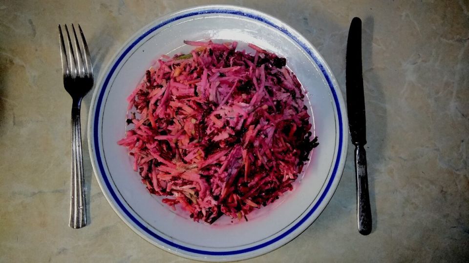 Салат «Здоровье»: освежающий рецепт, который приведет в порядок ваше тело и настроение