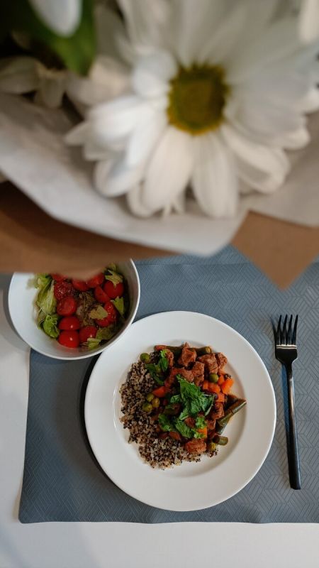 Тушеная говядина с овощами