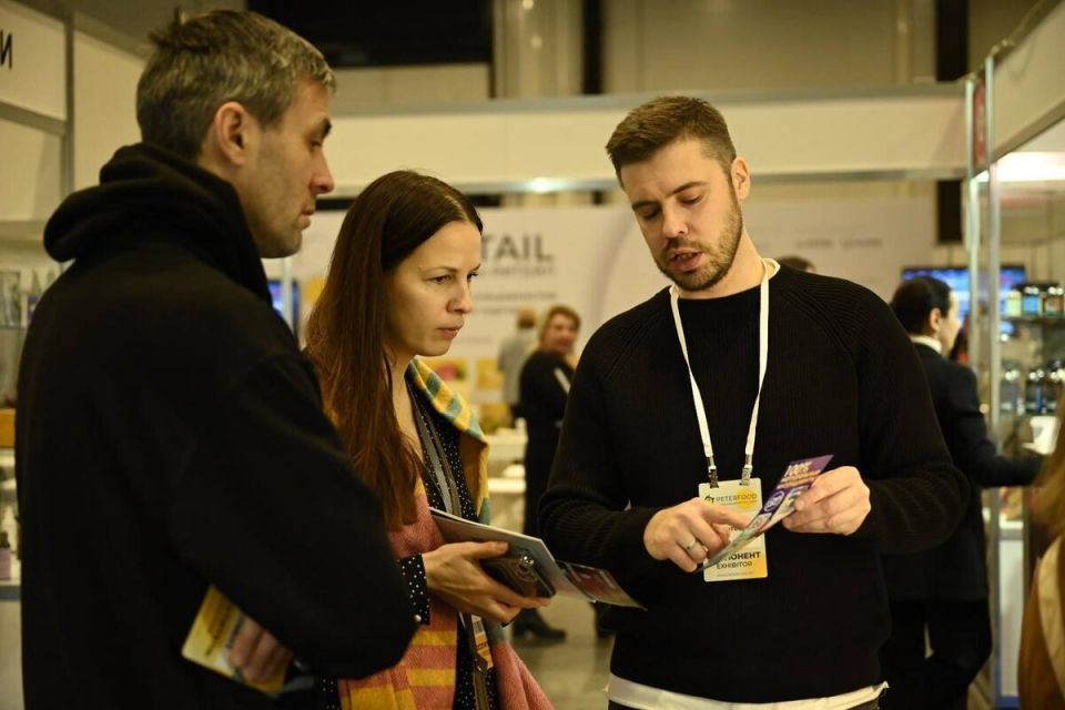 Как максимально эффективно использовать контакты после выставки