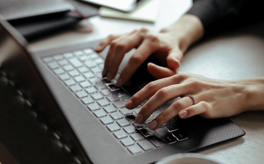 В Госдуме обсуждают введение самозапрета на платежи в играх