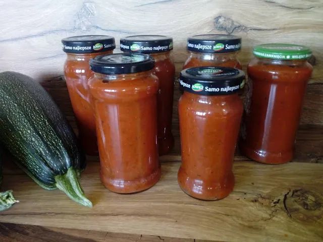 Ароматный соус для спагетти из кабачков