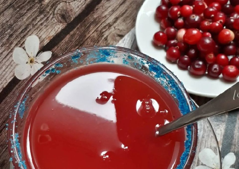 Клюквенный кисель как спокойное согревание в холодное время года