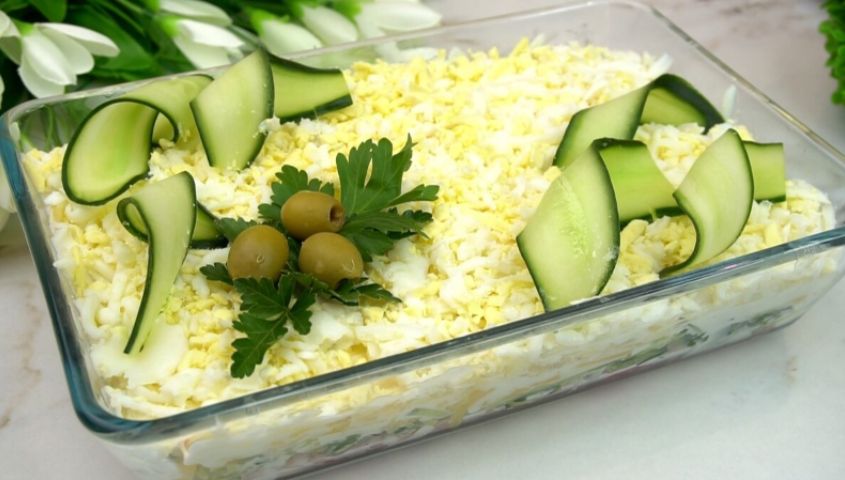 Необычный салат с ветчиной: минимум усилий и максимум вкусовых впечатлений