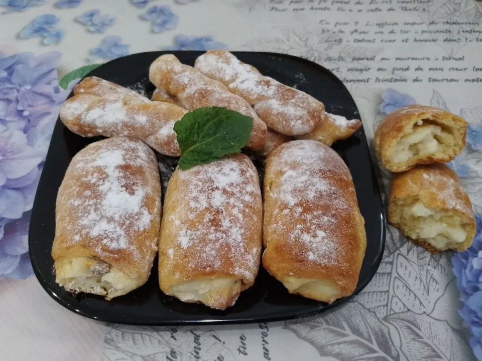 Как приготовить нежные булочки из творожного теста с удивительной начинкой